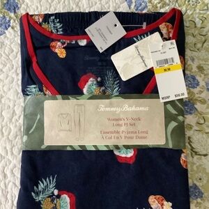 Tommy Bahama Women's Navy PJ Set with Red Trim NWT size Medium